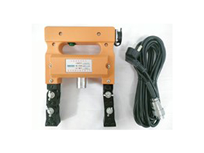 Portable magnetic yoke type flaw detector